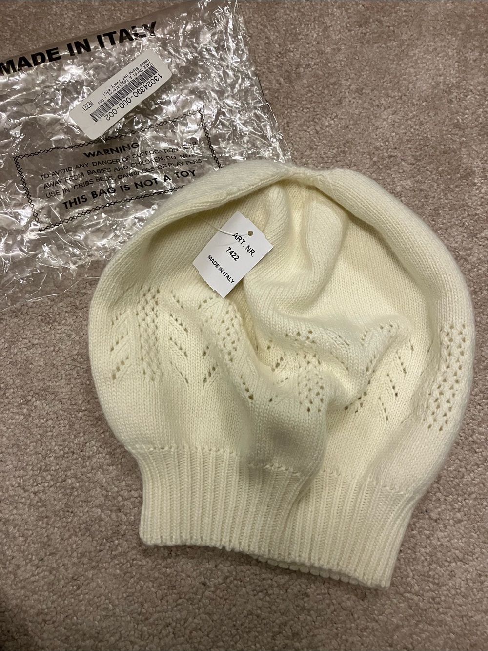 NWT Nardi & Tagliaferri Cashmere blend Winter Beanie Hat - Crochet Ivory